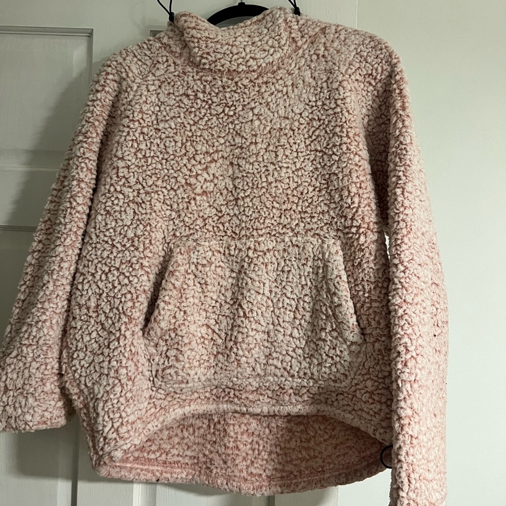 Pink Fluffy Throw / Sweater